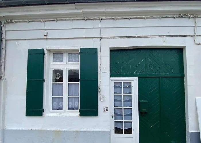 House Rétaise With Garden Close To The Sea *