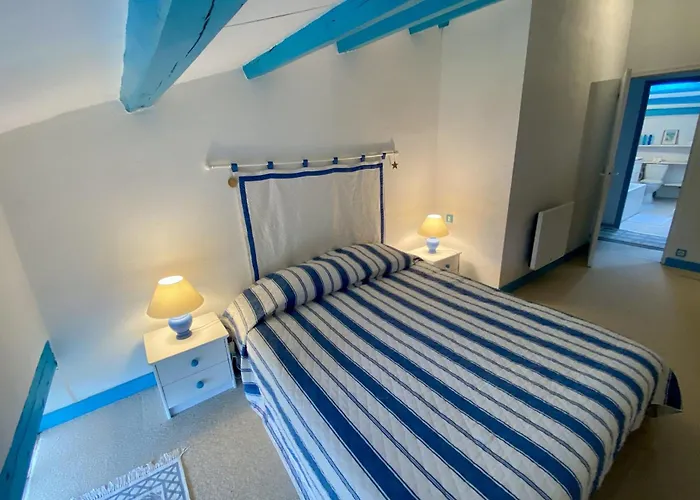 House Rétaise With Garden Close To The Sea