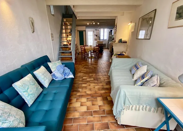 House Rétaise With Garden Close To The Sea Сasa de vacaciones